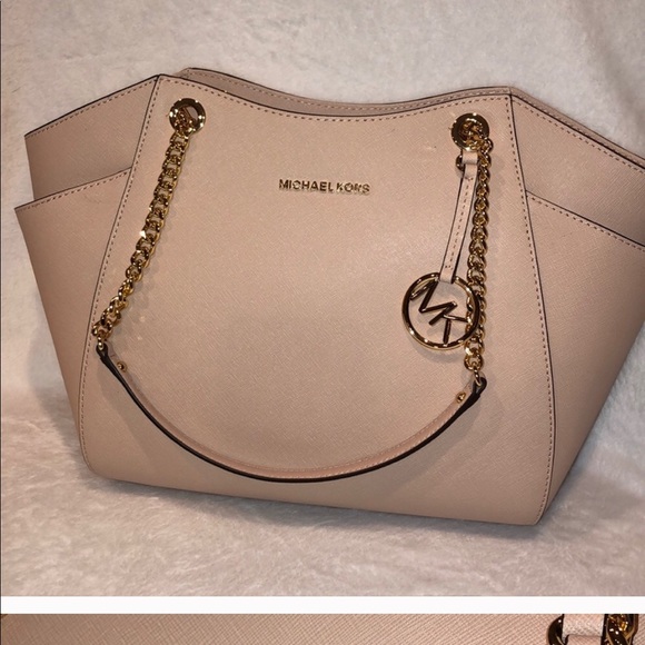 A brand new beautiful Michael Kors handbag - Picture 1 of 8